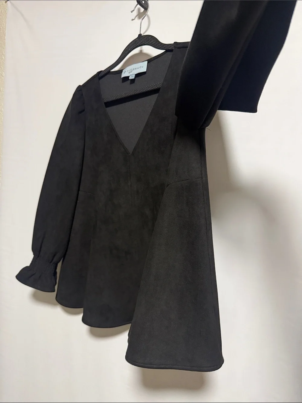 Tuckernuck Black Faux Suede V-Neck Peplum Puff Sleeve Top XS Smocked Cuffs